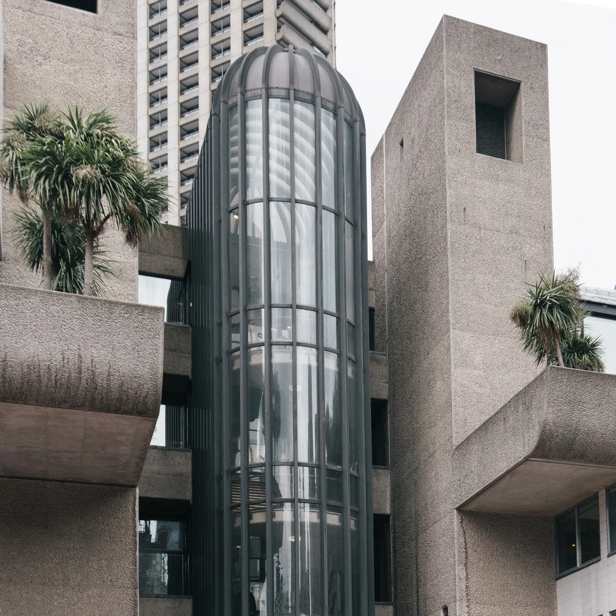 Barbican-brutal-and-beautiful-oasis-in-the-City-of-London-20.jpg
