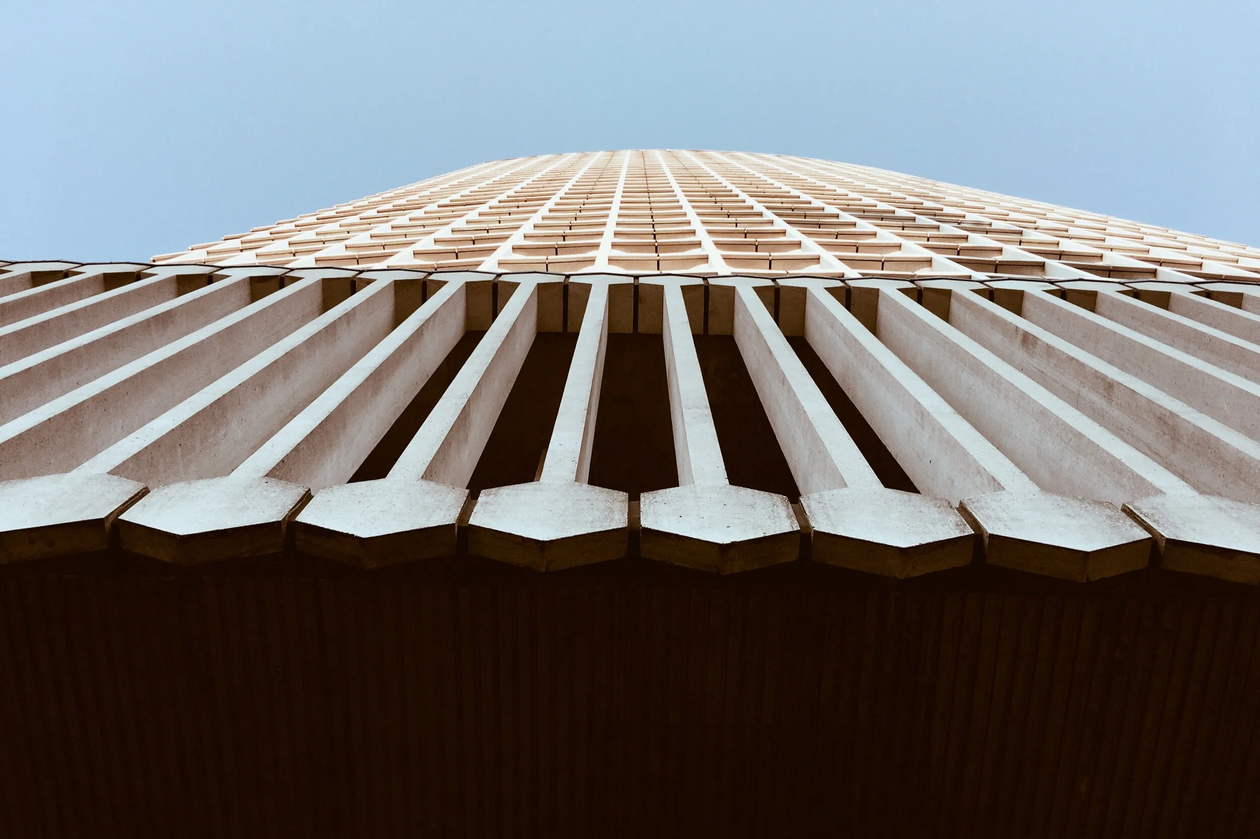 skies dam [ centre point London ]