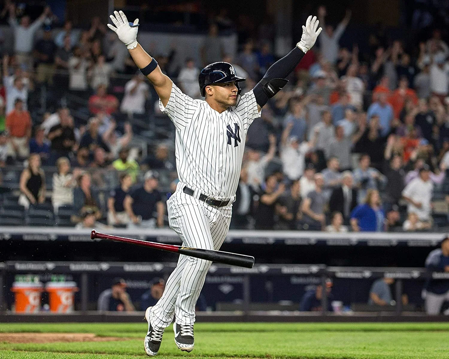 U s sports. Torres Hit.