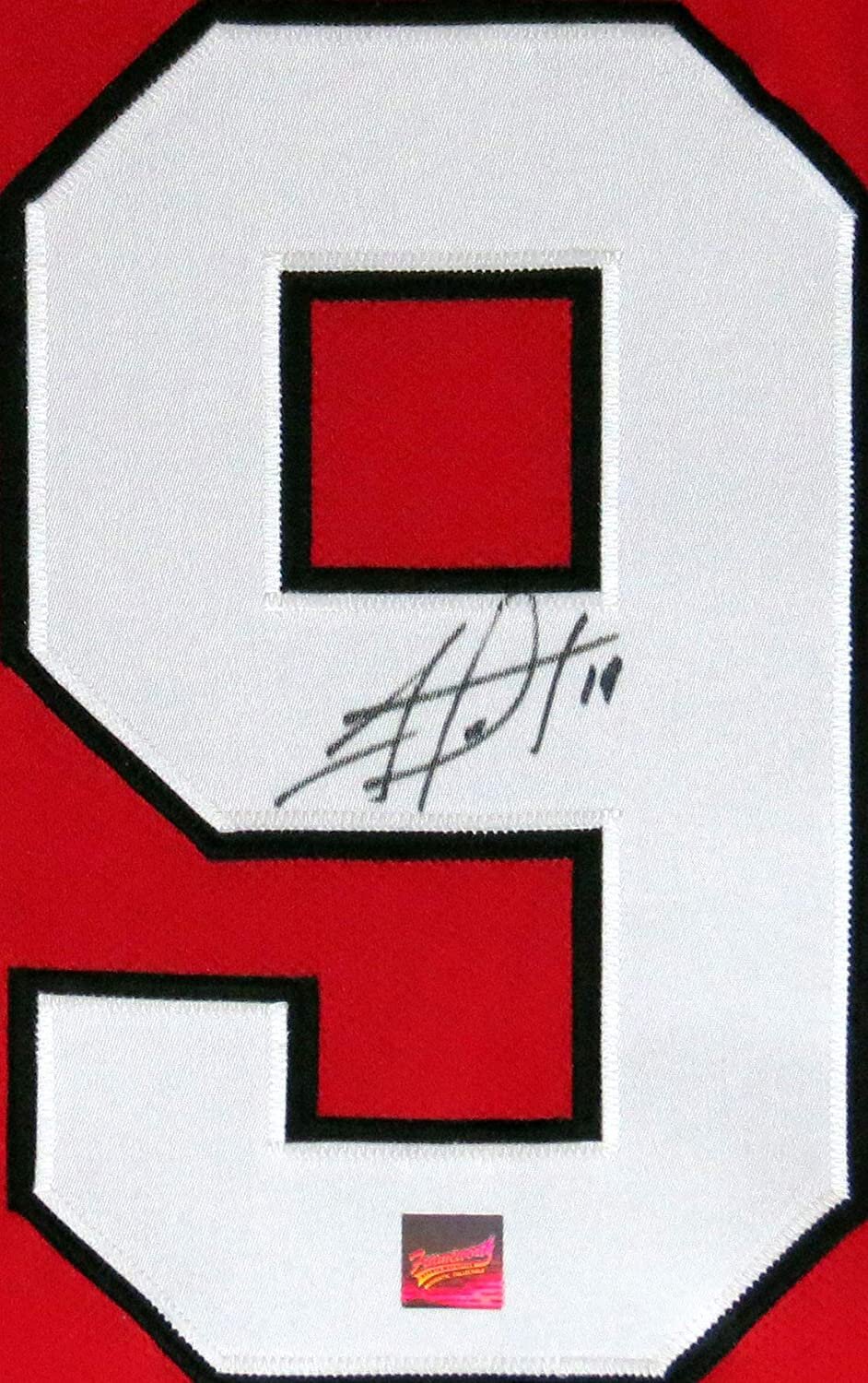 jonathan toews autographed jersey