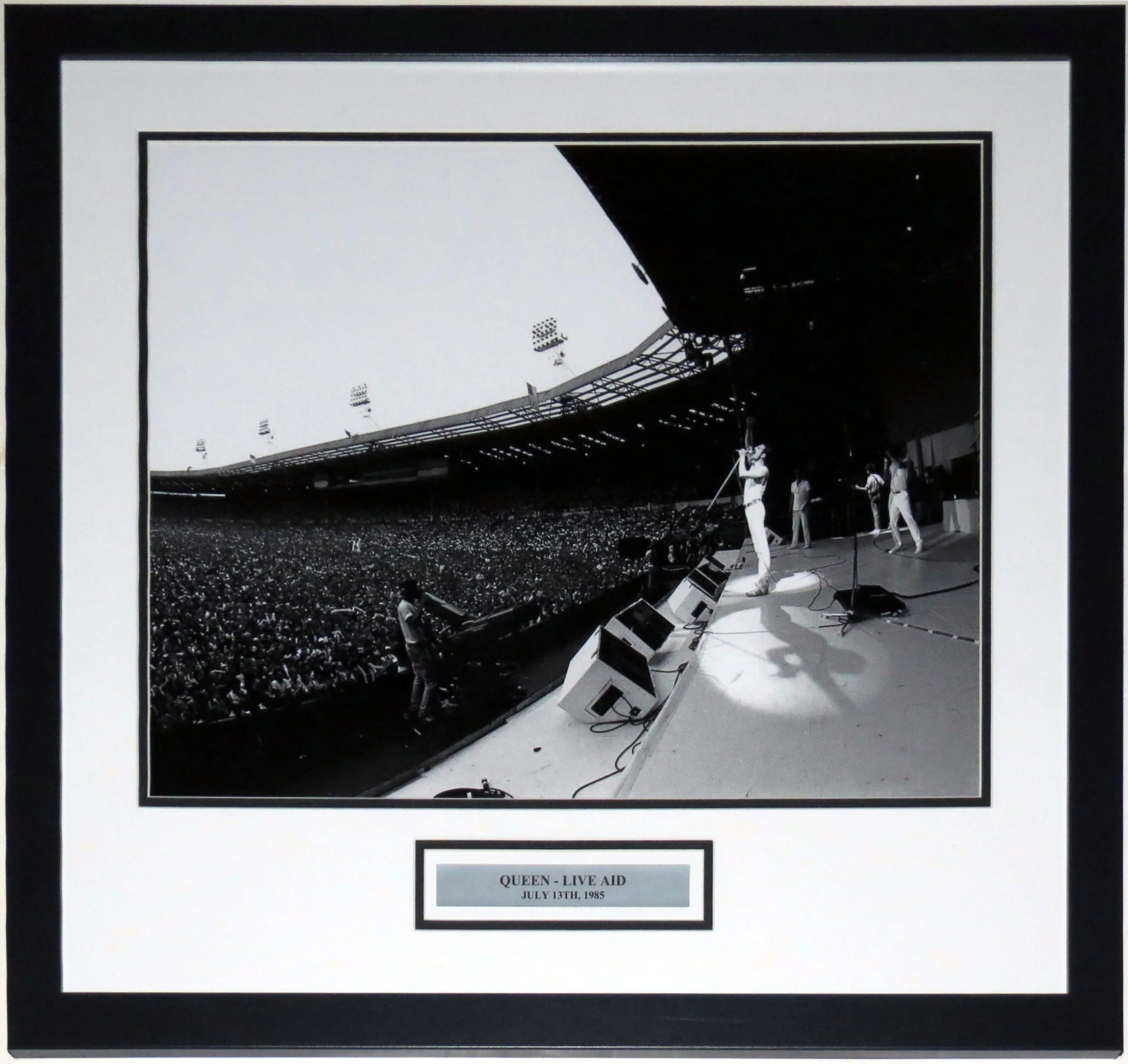 Queen and Freddie Mercury 1985 Live Aid Concert 16x20 Photo - Professionally Framed and Plate