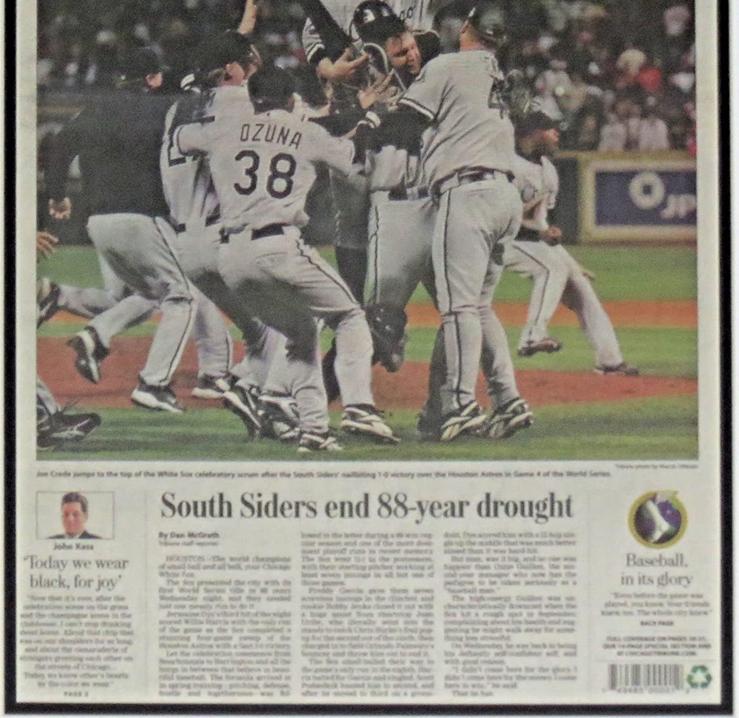 CHICAGO WHITE SOX 2005 WORLD SERIES CHICAGO TRIBUNE NEWSPAPER SPORTS  SECTION 10/27/05 - PROFESSIONALLY FRAMED 14x28 at 's Sports  Collectibles Store