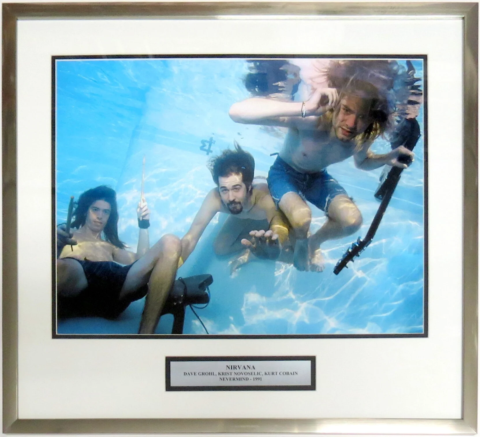 Kurt Cobain Krist Novoselic Dave Grohl Nirvana Nevermind 1991 16x20 Photo - Professionally Framed and Plate