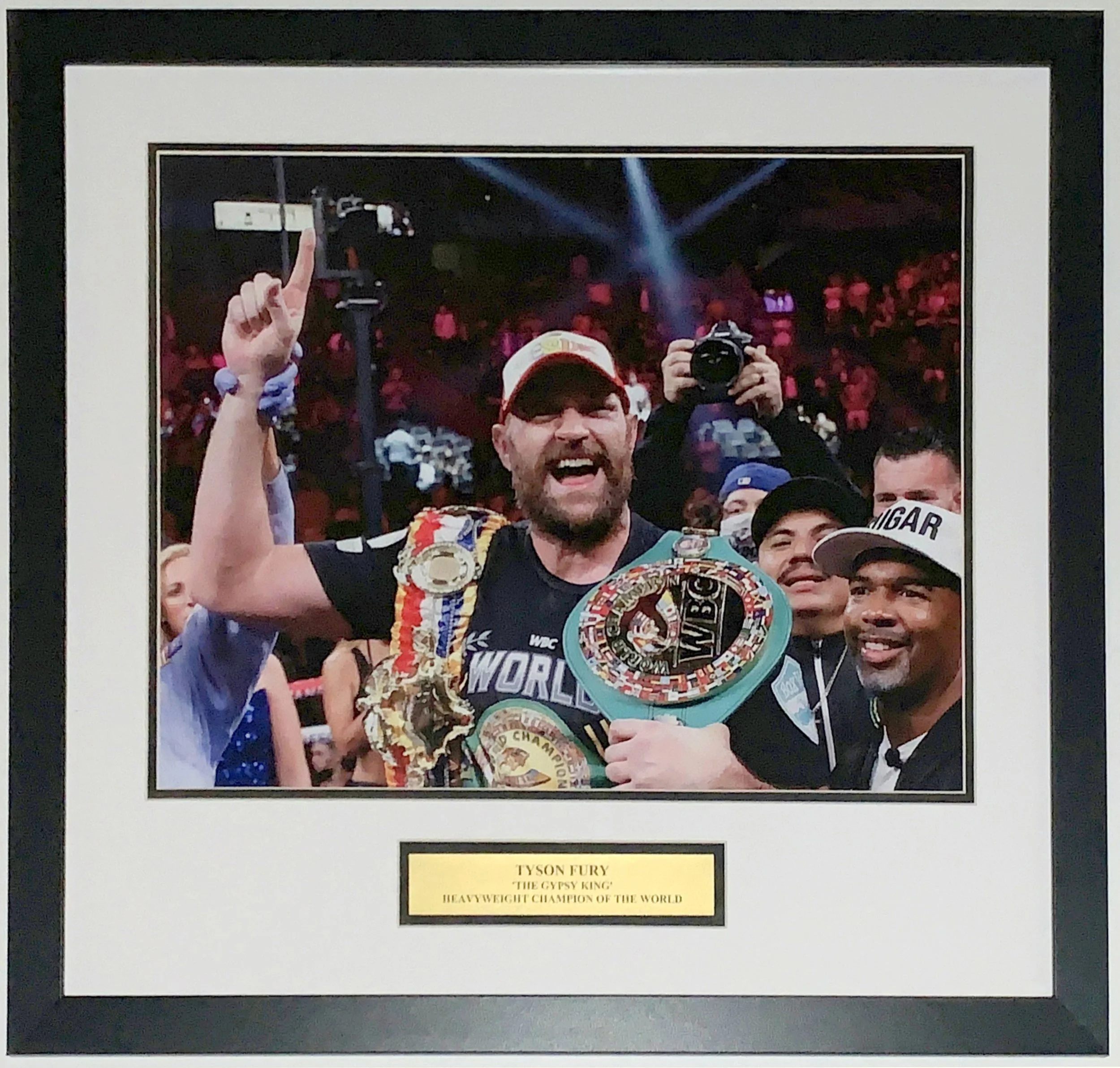 Tyson Fury Heavyweight 2021 Championship 16x20 Photo - Professionally Framed &amp; Gypsy King Plate