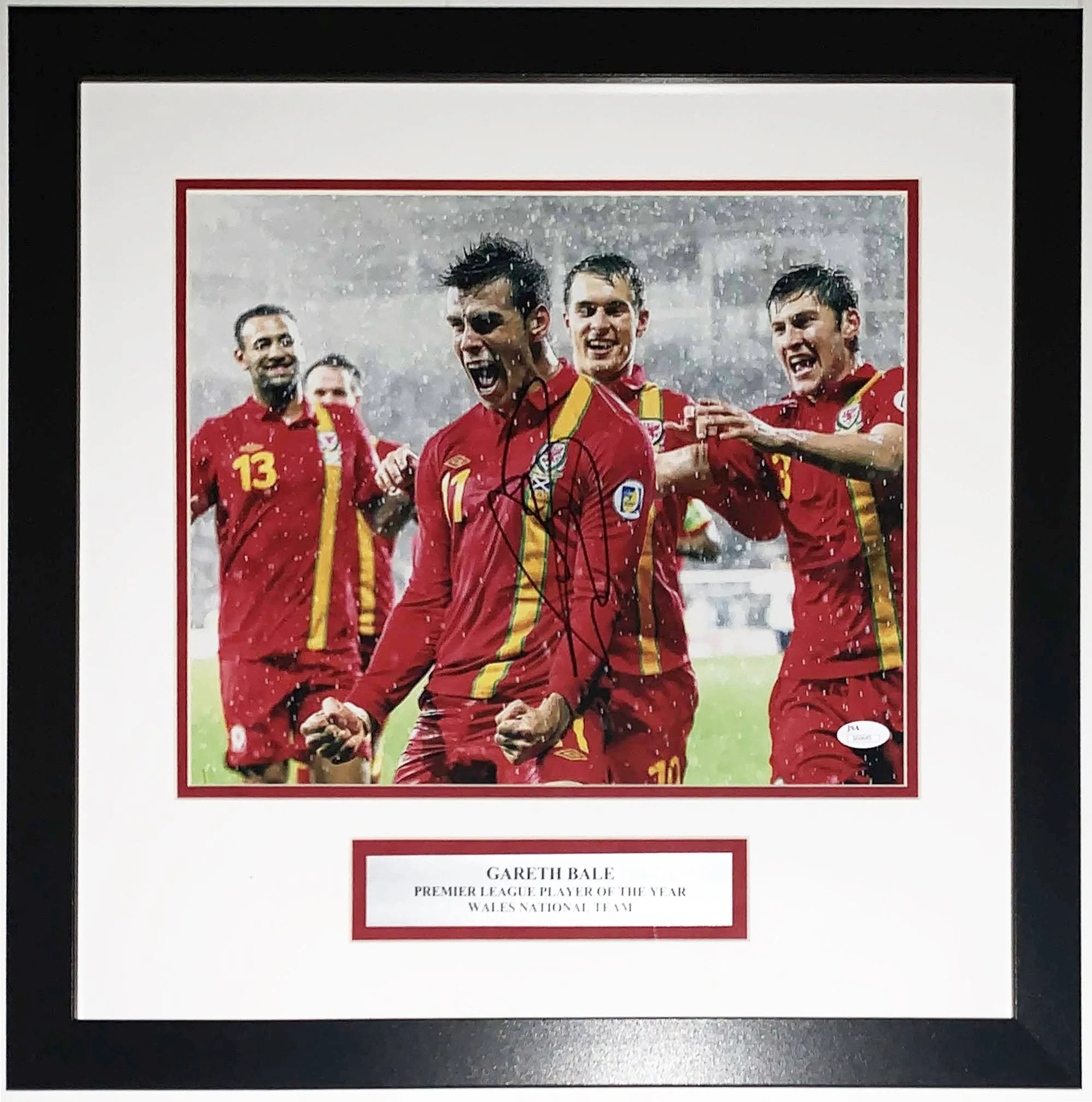 Gareth Bale Signed Goal Celebration 11x14 Photo - JSA COA Authenticated - Professionally Framed and Plate