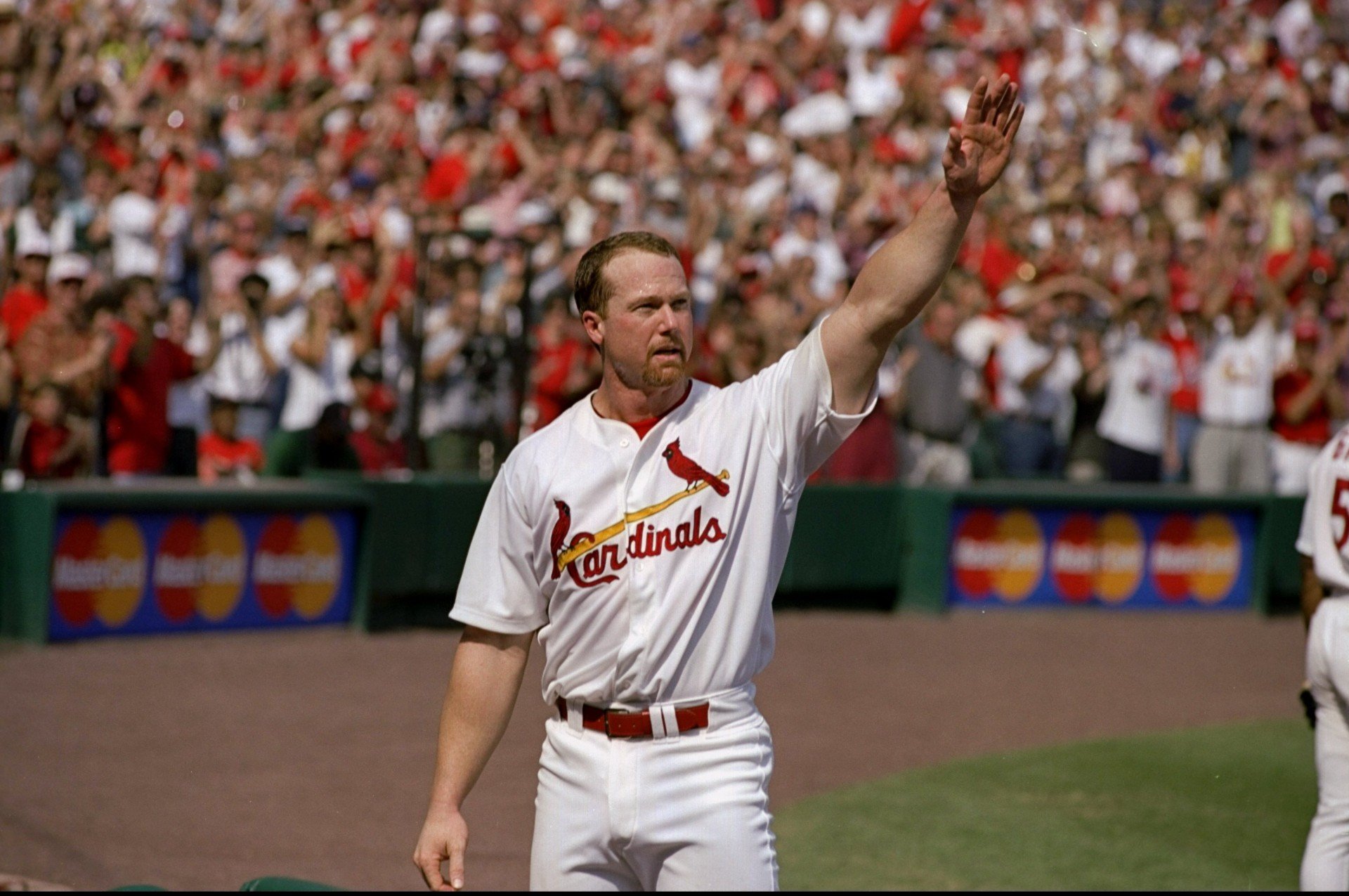 mark-mcgwire-081818-getty-ftrjpg_1nvd05vr0cd9c1ozbat2yvl6o0.jpg