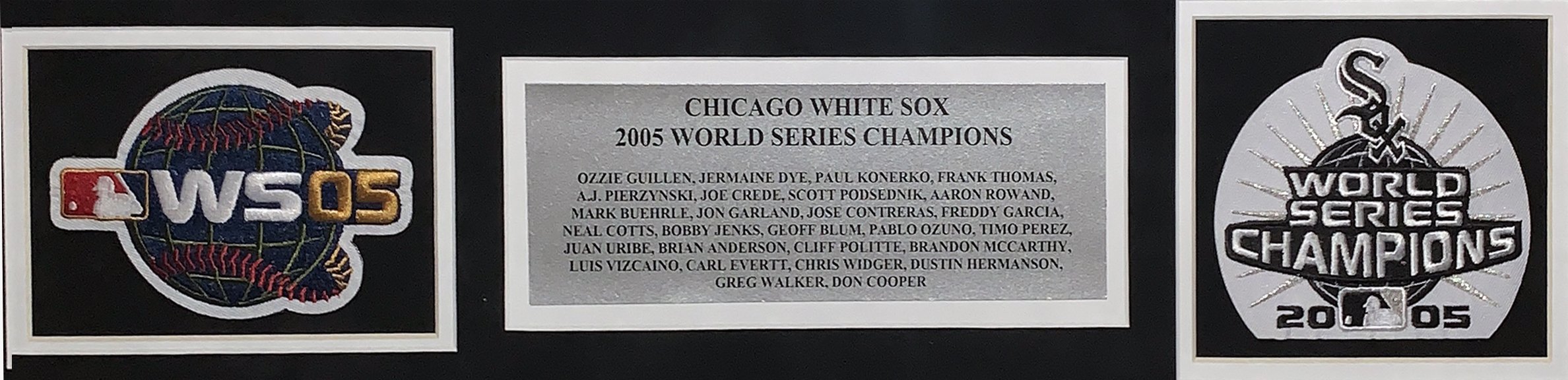 2005 White Sox OML Baseball Signed by (26) with Paul Konerko, Scott  Podsednik, Aj Pierzynski, Aaron Rowand (Beckett LOA)