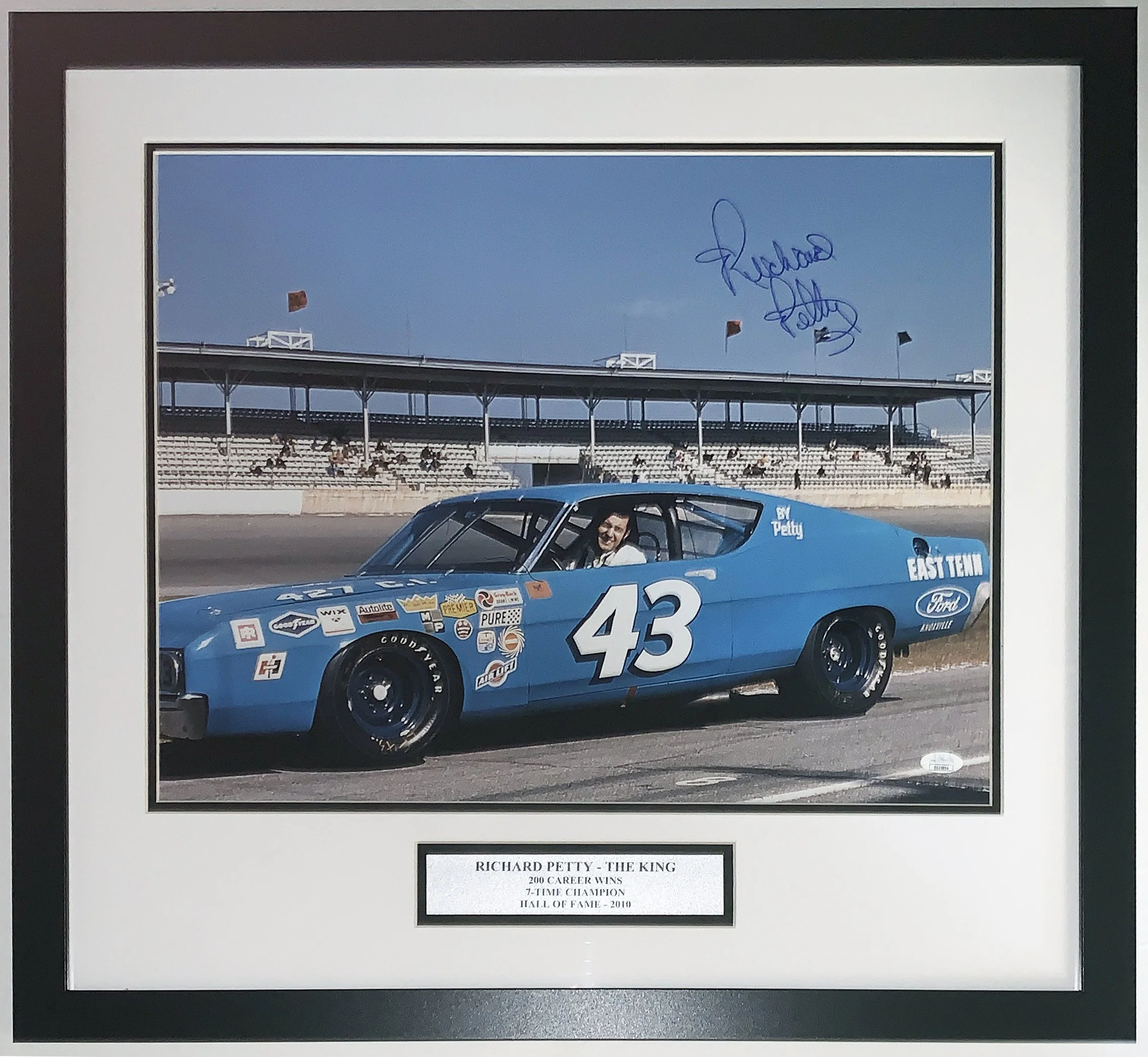 Richard Petty Signed Victory Lane 16x20 Photo - JSA COA Authenticated - Professionally Framed and 7-Time Champion Plate