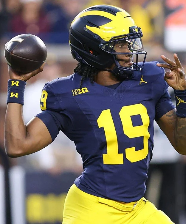 dl.beatsnoop.com-3000-qml3Ng9iRX copy.jpg