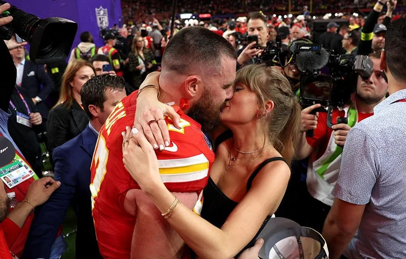 dl.beatsnoop.com-3000-TA93tmiVEp copy.jpg