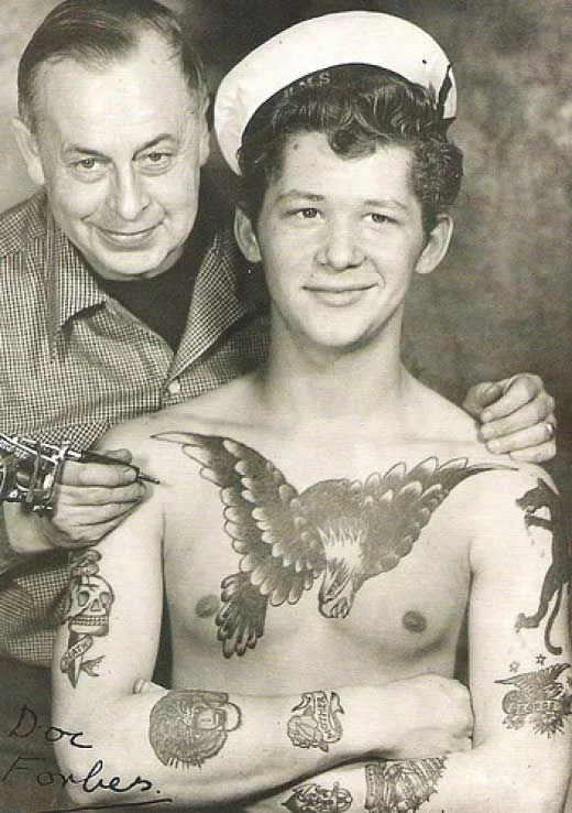 http://dossieredjohn.blogspot.com/2012/01/tatuagem-o-que-elas-revelam.html