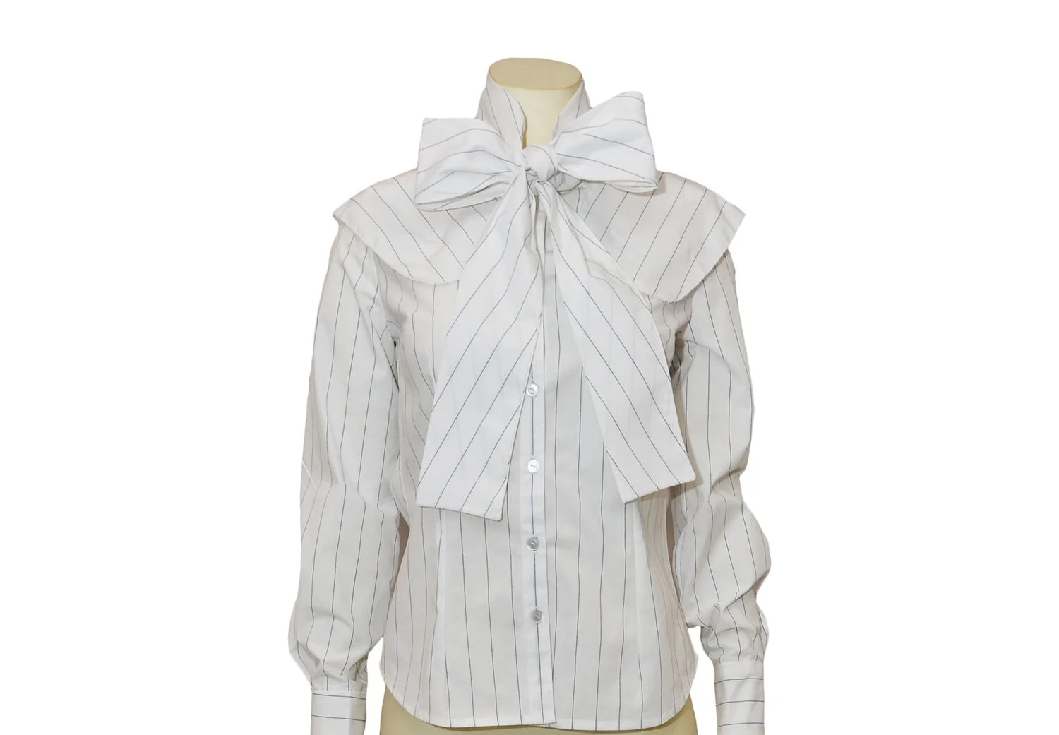 pinstripebowshirtfront.jpg