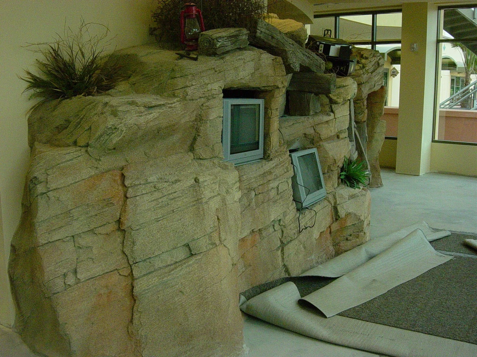 saddleback church 2002 024.JPG