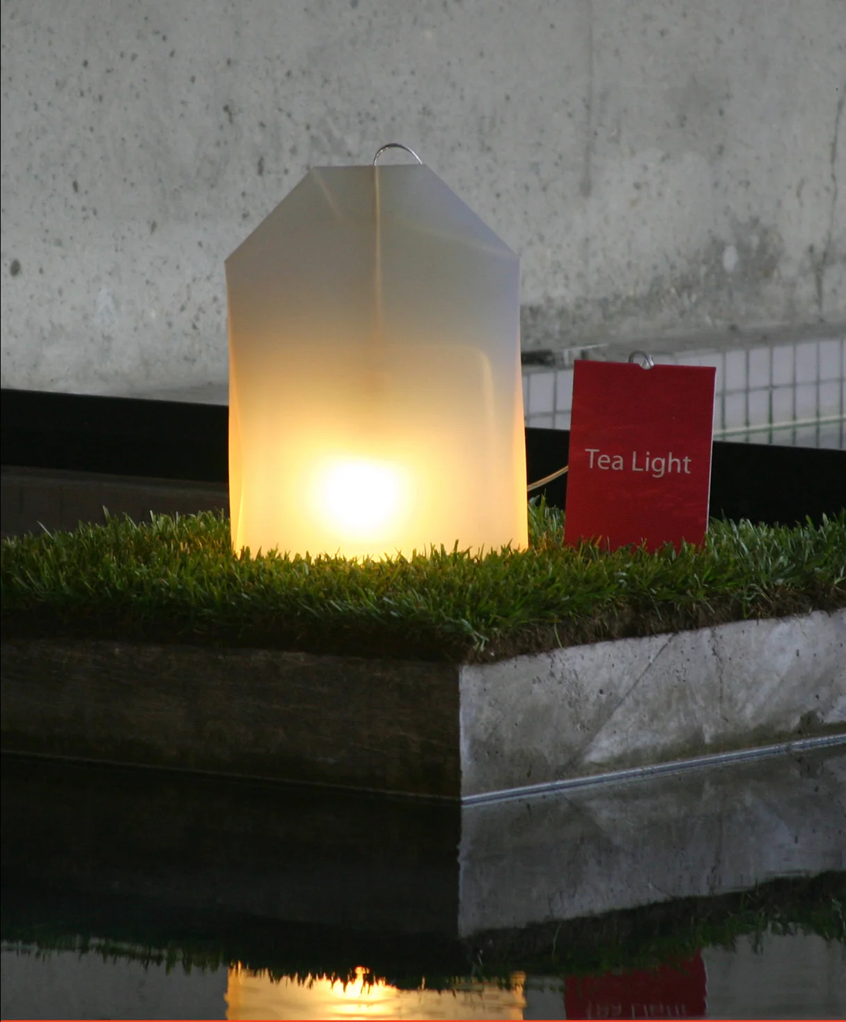 TeaLightFloata.jpg