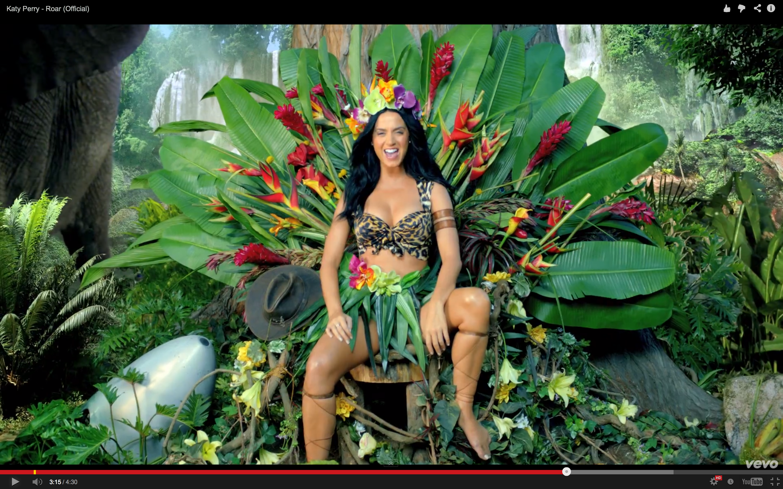 Throne for Katy Perry "Roar"