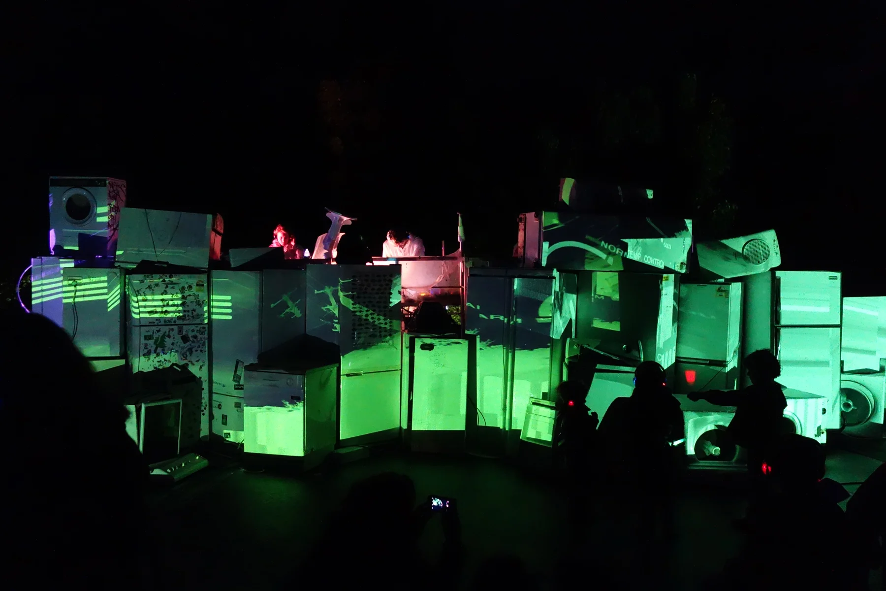 dump-disco-chris-anderson-design-zender-bender.jpg