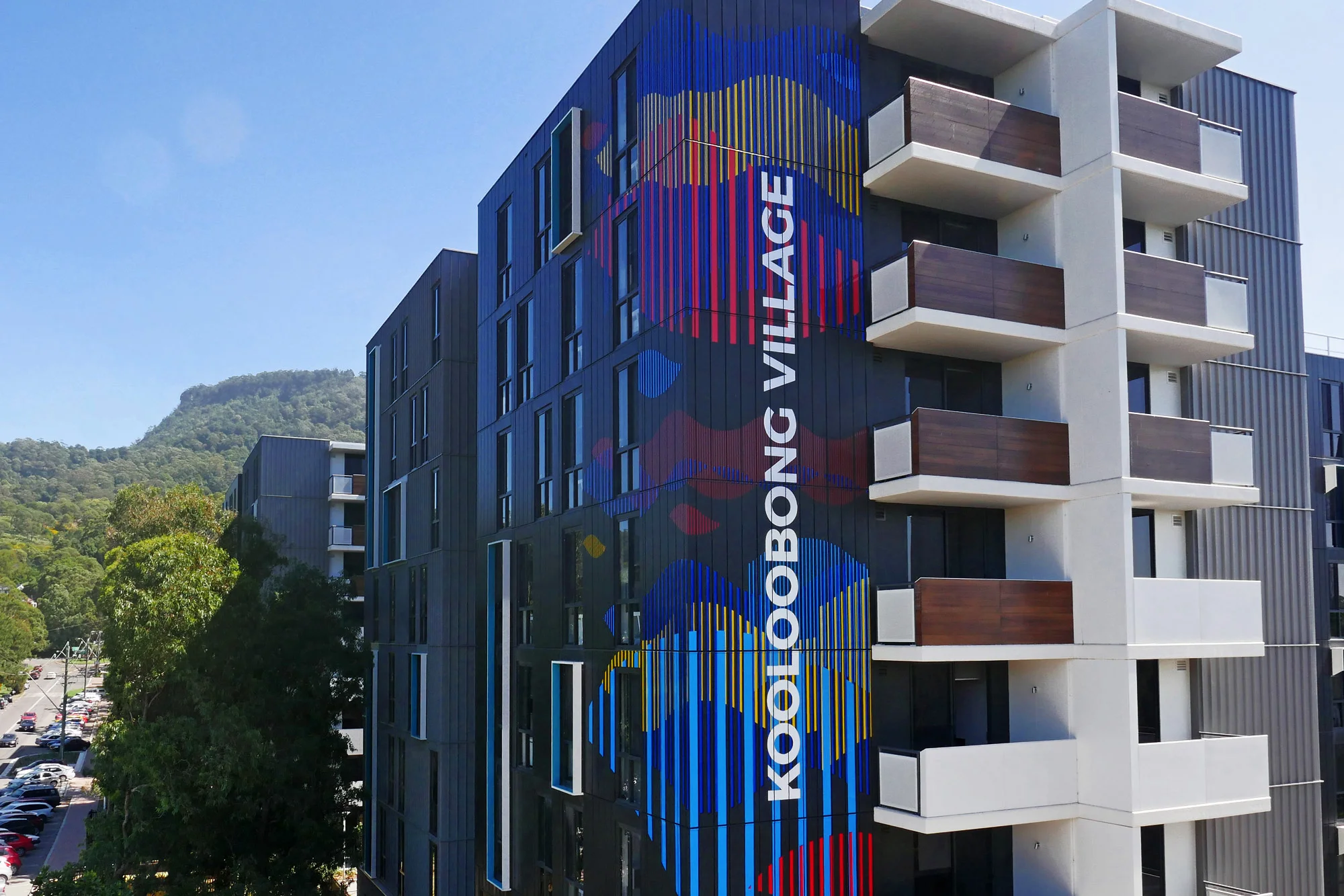Kooloobong-Village-uow-visual-energy-signs-wollongong-pano3-2000px.jpg