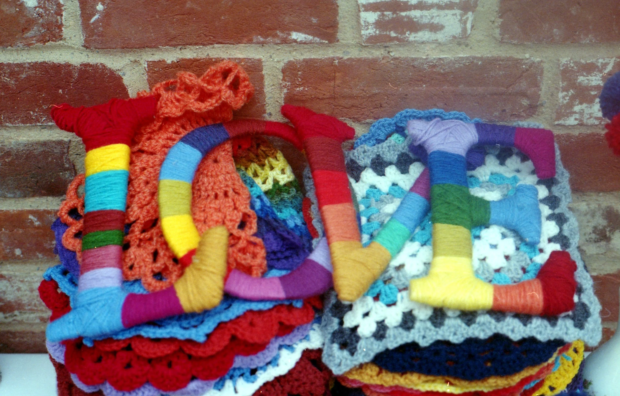 (I made 127 doilies in total and these lovely letters from card and wool. Wool everywhere!)