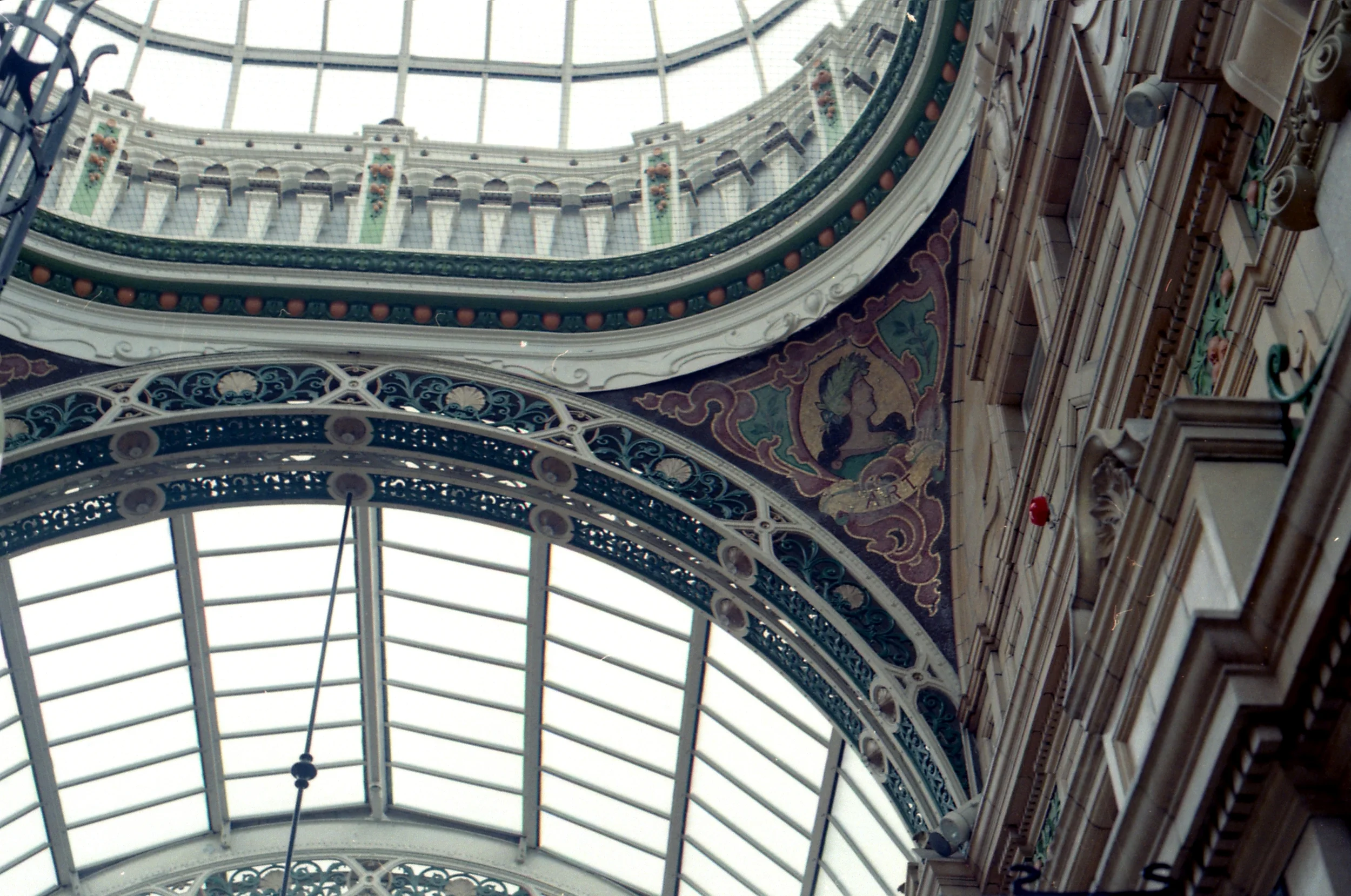13/366 - Leeds Victoria Quarter - I will be taking more photos here I'm sure, its stunning to walk around.