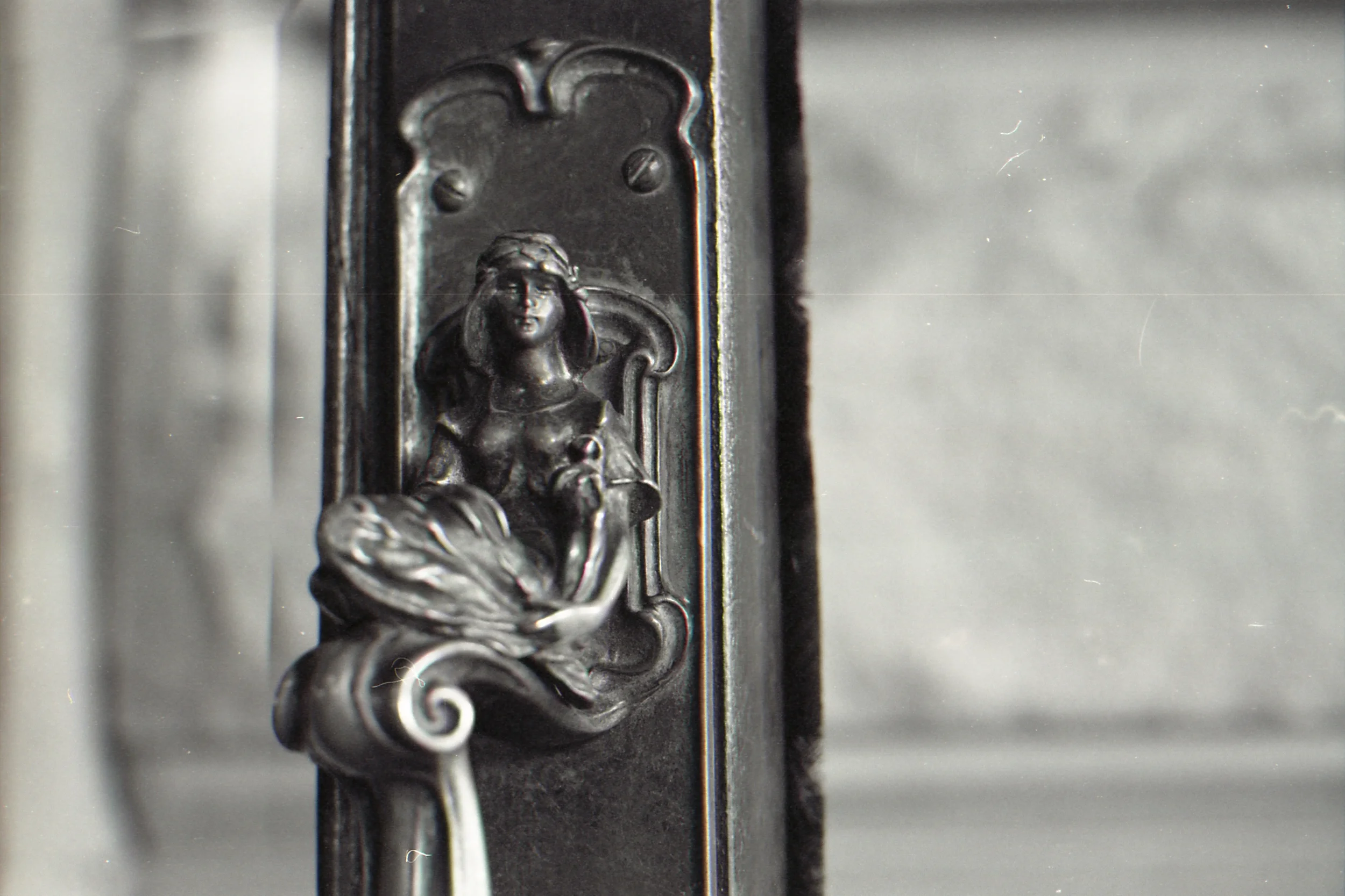 Day 98 - A door handle at Cartwright Hall in Bradford. I'm so drawn to the small details at the moment, the things other people might not even see. Also the hall is lovely, you should go if you can!