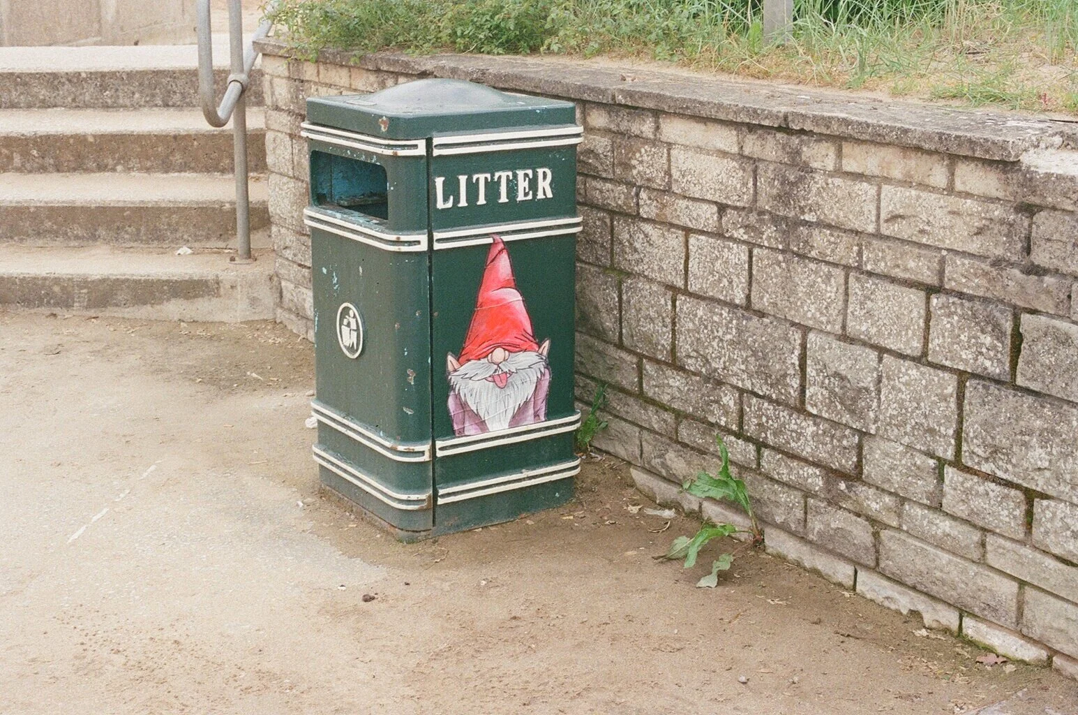 043681480028.jpg