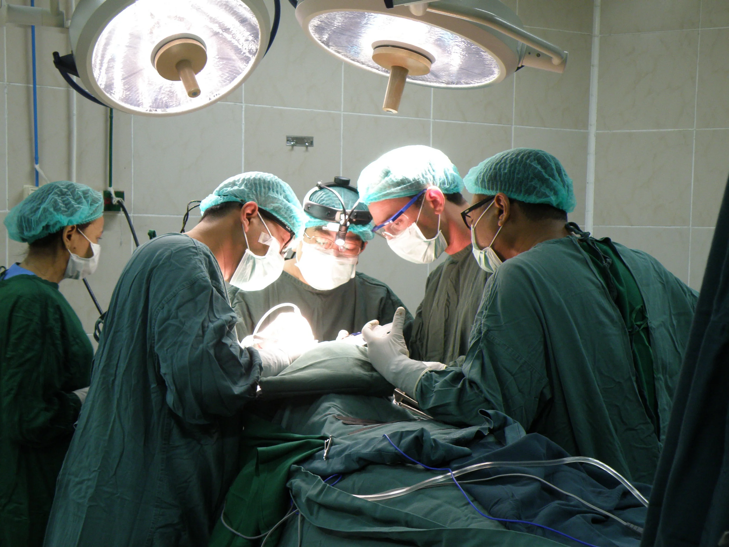 Swiss Neurosurgeons International