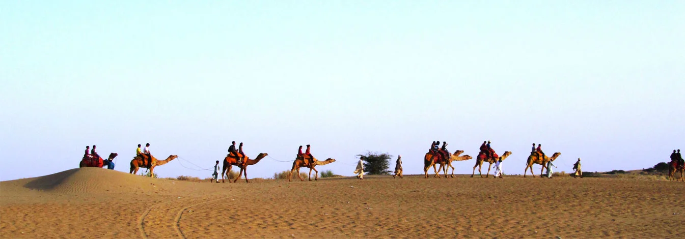 travelling-in-india-banner-nomad-travels.jpg