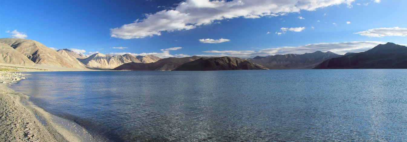 nomad-travels-ladakh-banner-2.jpg