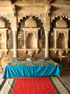 An inviting diwan at Chanoud Garh