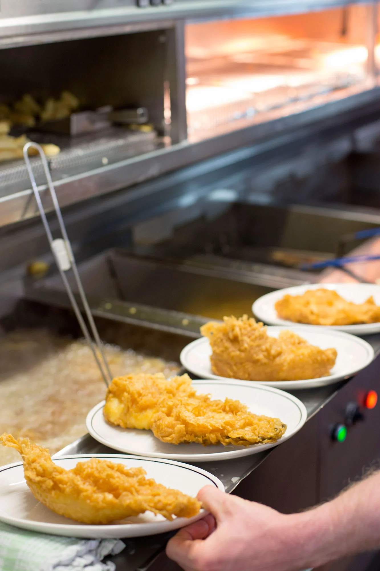 behind-the-scenes-at-the-magpie-cafe-fish-&-chips.jpg
