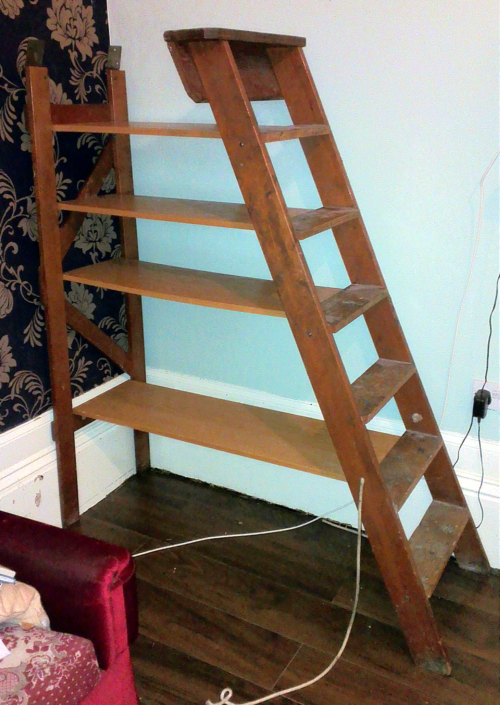As more shelves are added the whole structure becomes more rigid.