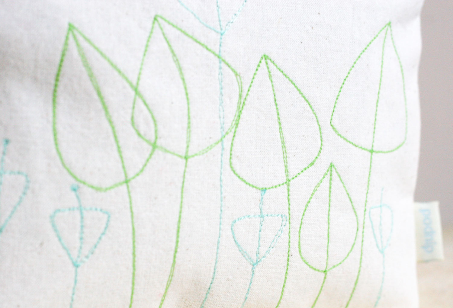green embroidery leaf 03_web.jpg