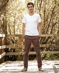 JEDEDIAH PANTS Thread Theory Chino-style trousers updated with a slim, casual fit, back yoke and stylish slash front pockets. These trousers include length options - knee length shorts with rolled cuff and full length trousers. They will wear well in a denim, corduroy or twill with the extra durability of flat fell seams. They could also be made in a lighter cotton or linen when sewn as summer shorts.