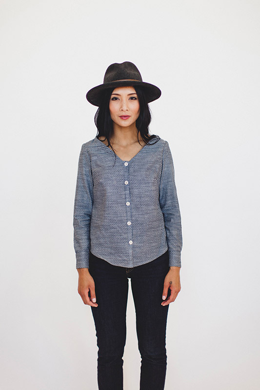ASTER Colette Aster offers a fashionable twist on the classic button-up blouse. With three different sleeves and two bodice options, you can mix and match features to create your ideal shirt. Version 1 has short, cuffed sleeves for a casual look, while version 2 combines long sleeves and pleated bodice for a professional appearance. The delicate flutter sleeves in version 3 provide a feminine, short-sleeved option.