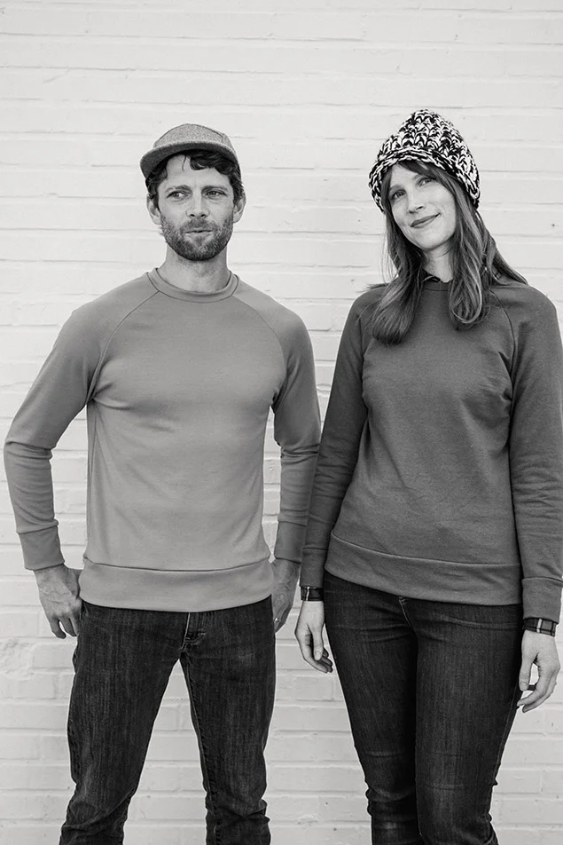 PAXSON SWEATSHIRT by Seamwork This fitted pullover has a crew neck, waistband, and cuffed raglan sleeves. Elbow patches in leather, felt, or a woven fabric give this sweater classic appeal. Paxson is a unisex pullover, and will become a new staple during the cooler weather. Sew it up in a French terry for a comfortable, casual look. Or try making Paxson in a luxurious wool jersey and layer it with a favourite button-up shirt.