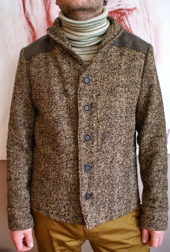 NEWCASTLE CARDIGAN (men only) by Thread Theory For men who would like to stay cozy but look stylish - this shawl collar cardigan can look trendy or classic depending on the fabric choice. The sweater is slim fitting with long cuffed sleeves and a flattering fold-over shawl style collar.