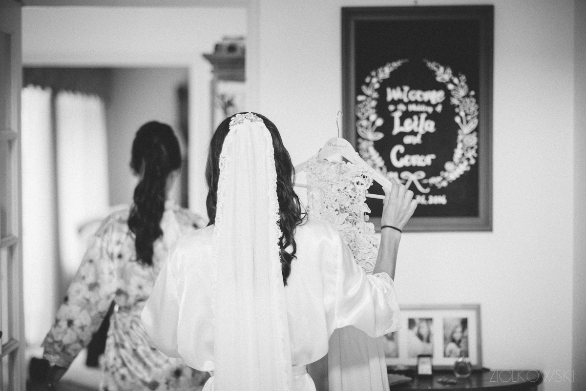 Leila and Conor/ Fremantle wedding with a splash/dash of rain.