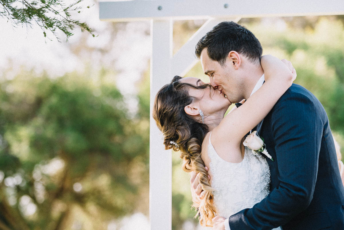 South Perth Foreshore Wedding / Monika and Ryan