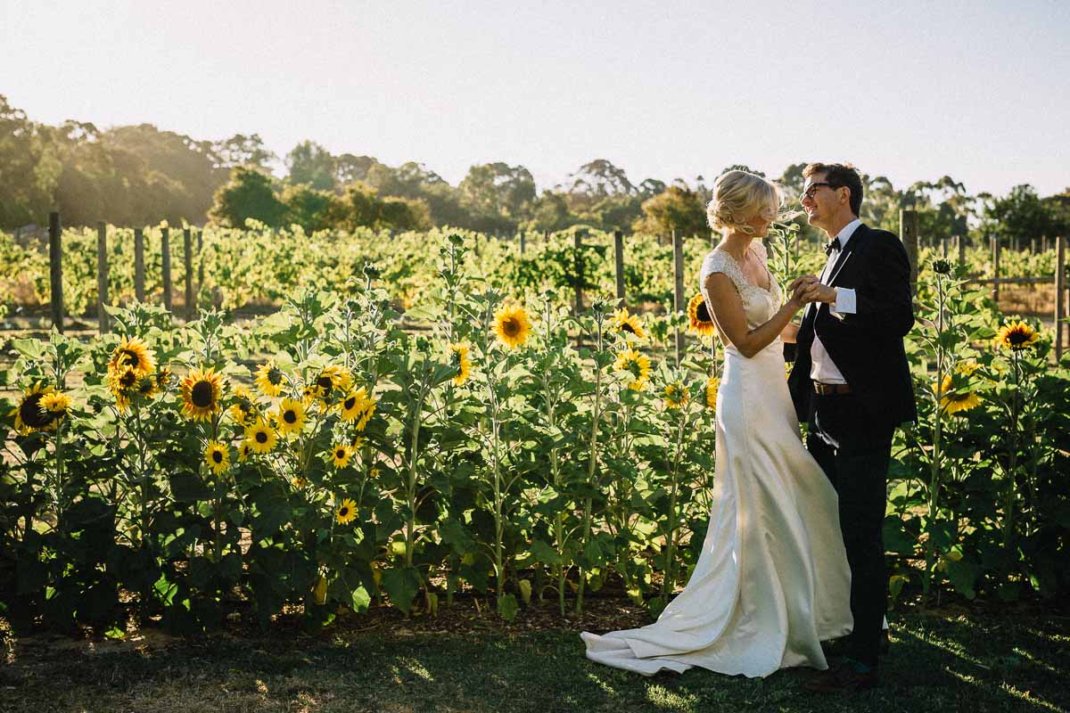 Backyard and relaxed wedding in Yallingup / Aneta and Anthony