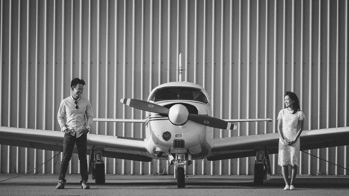 A little airport adventure / Couple photography session