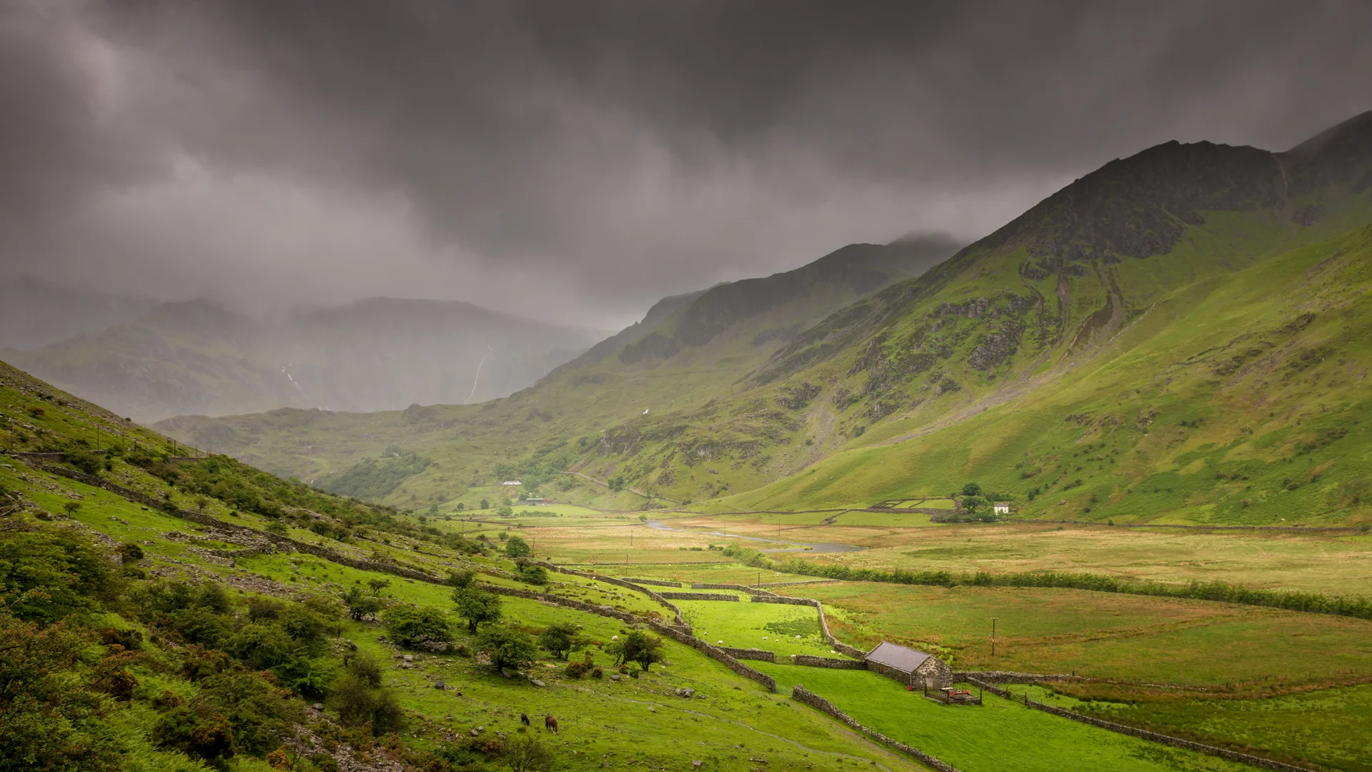 Snowdonia_1.jpg