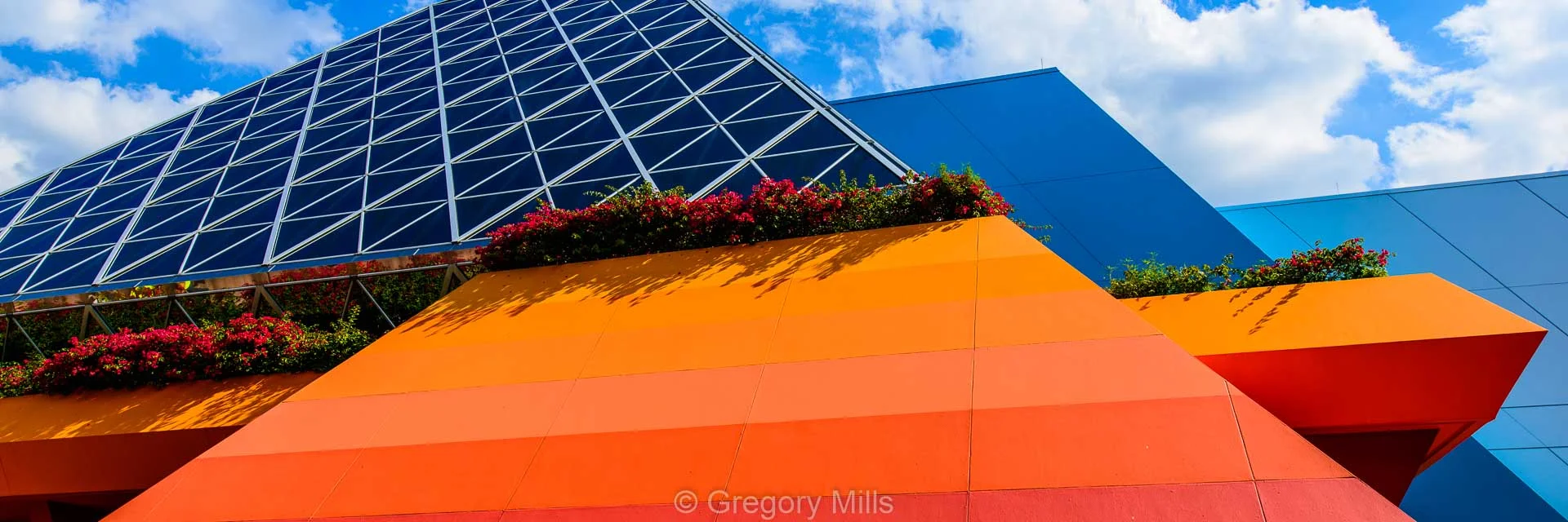 Epcot-524-SMALL.jpg