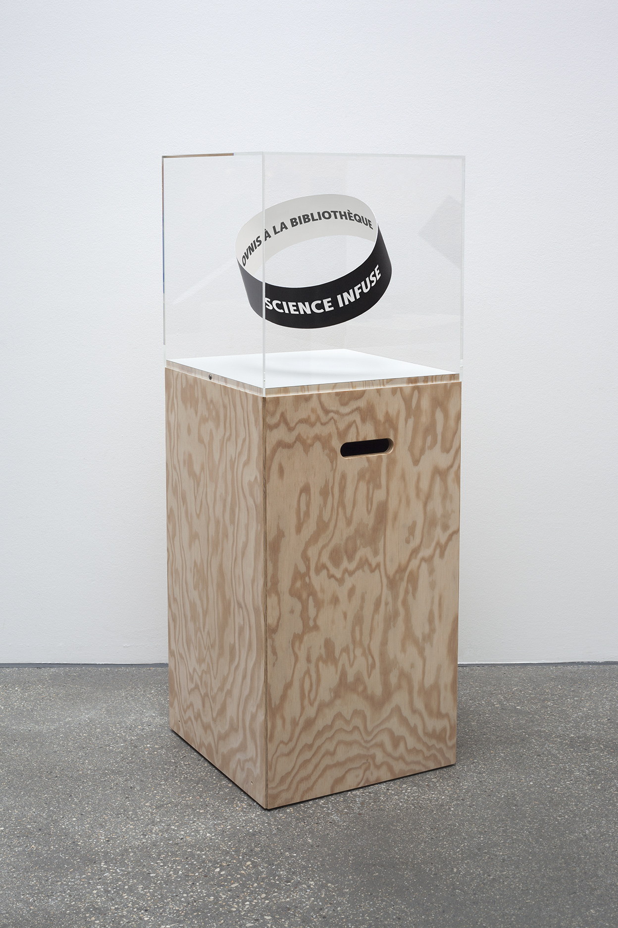 Poster, Ovnis à la bibliothèque , 2016