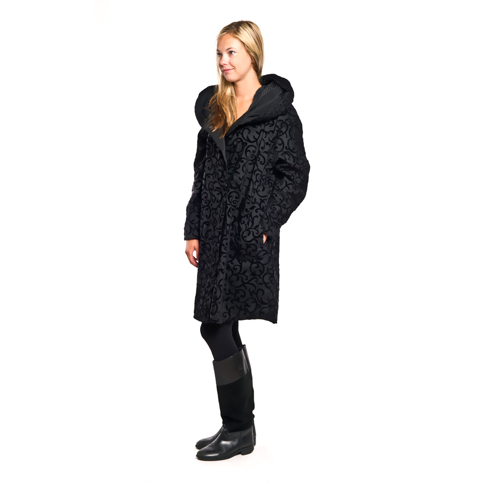Short Velvet Scroll Mycra Pac Raincoat