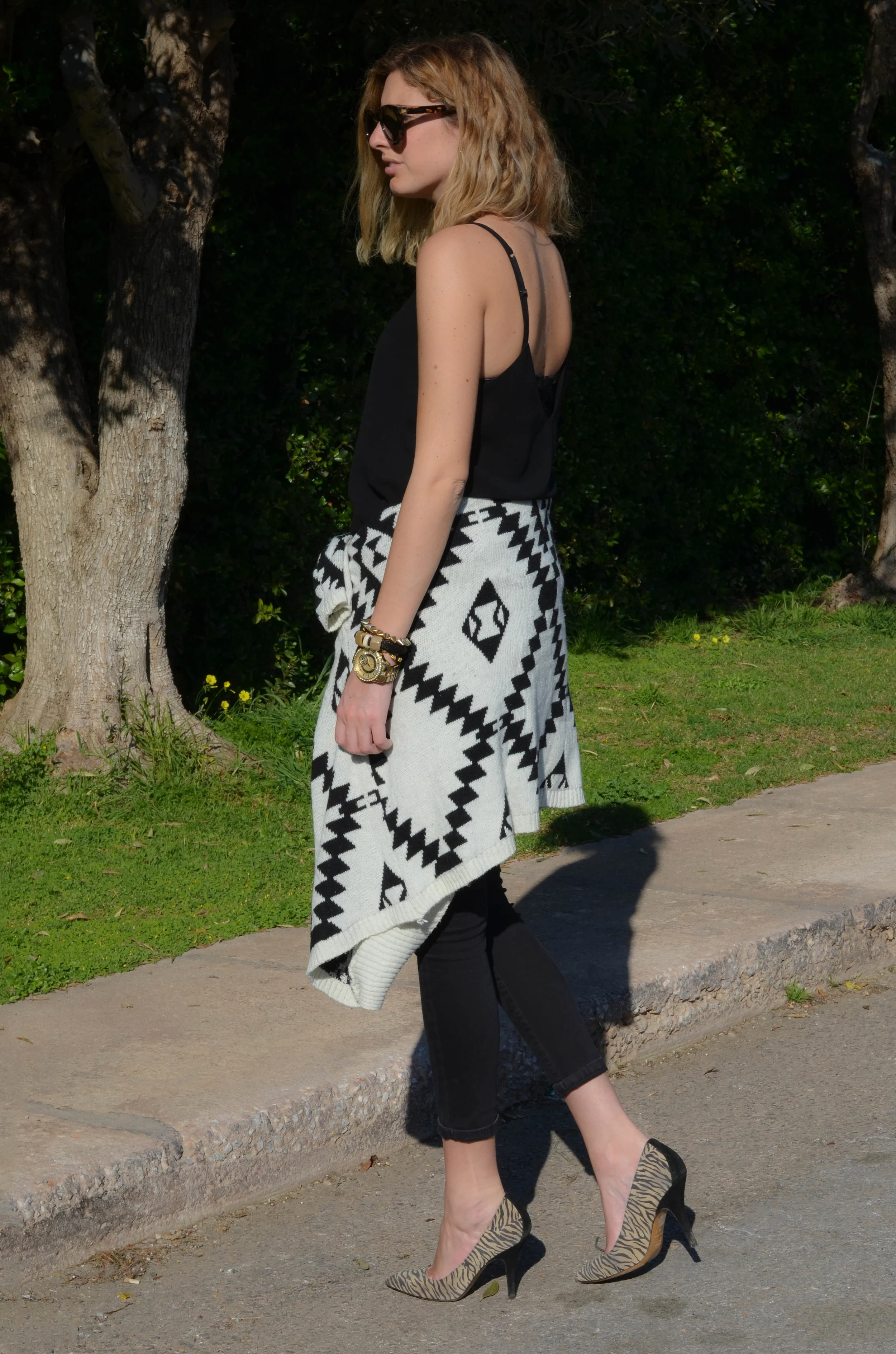 surfaddictfashionista_geometric_4.jpg