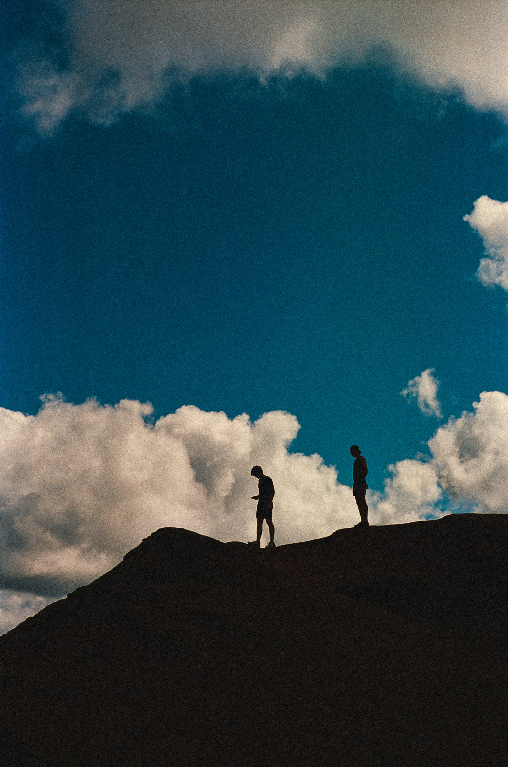 Waimea Canyon. Olympus OM-1 50mm. Kodak Portra 400