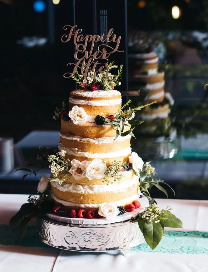 Naked wedding cake sambucca