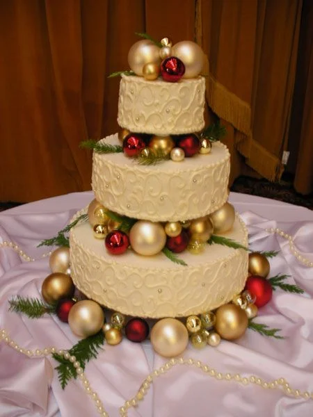 Christmas Ornament Wedding Cake