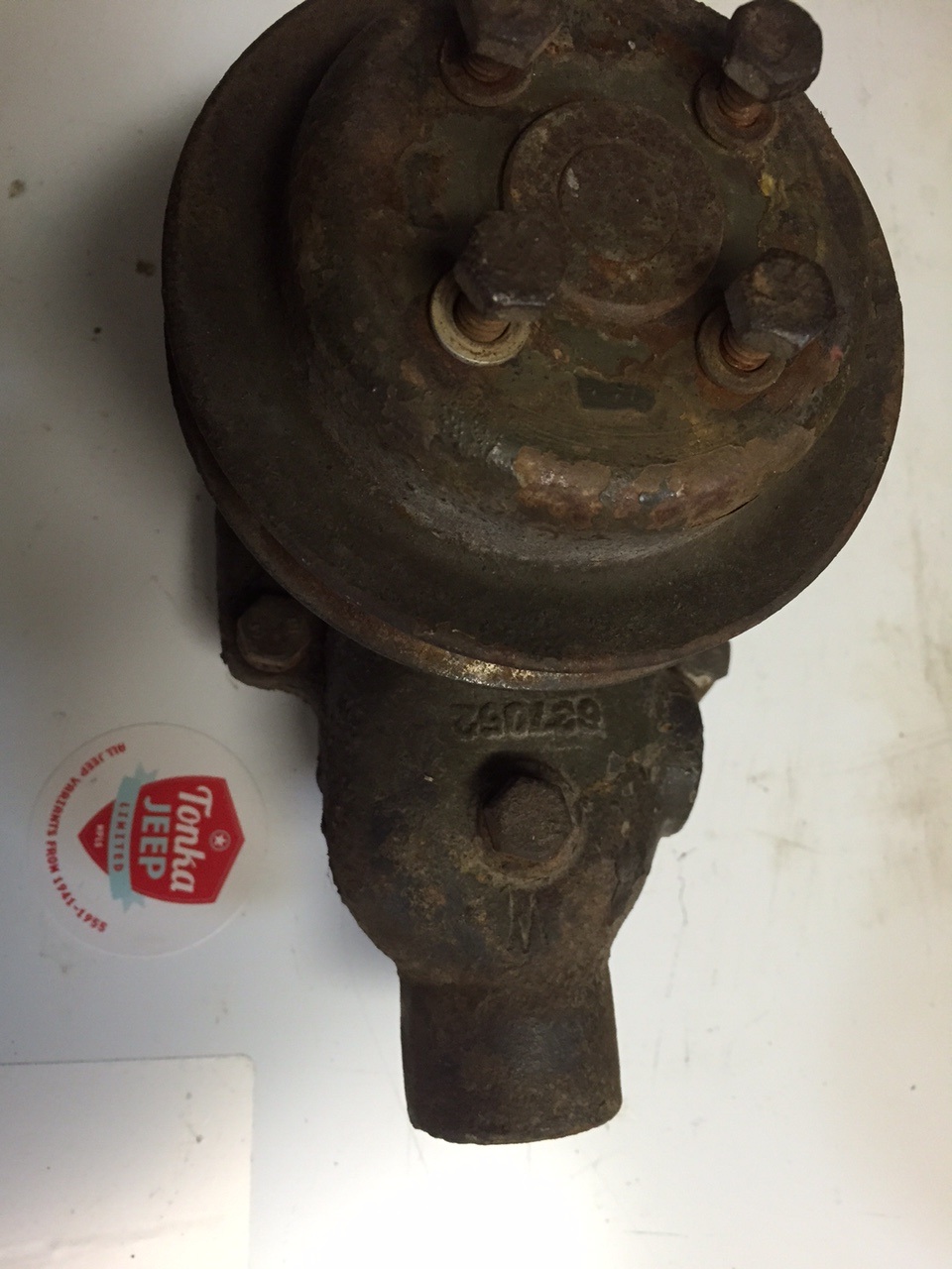 MB Water Pump 637052