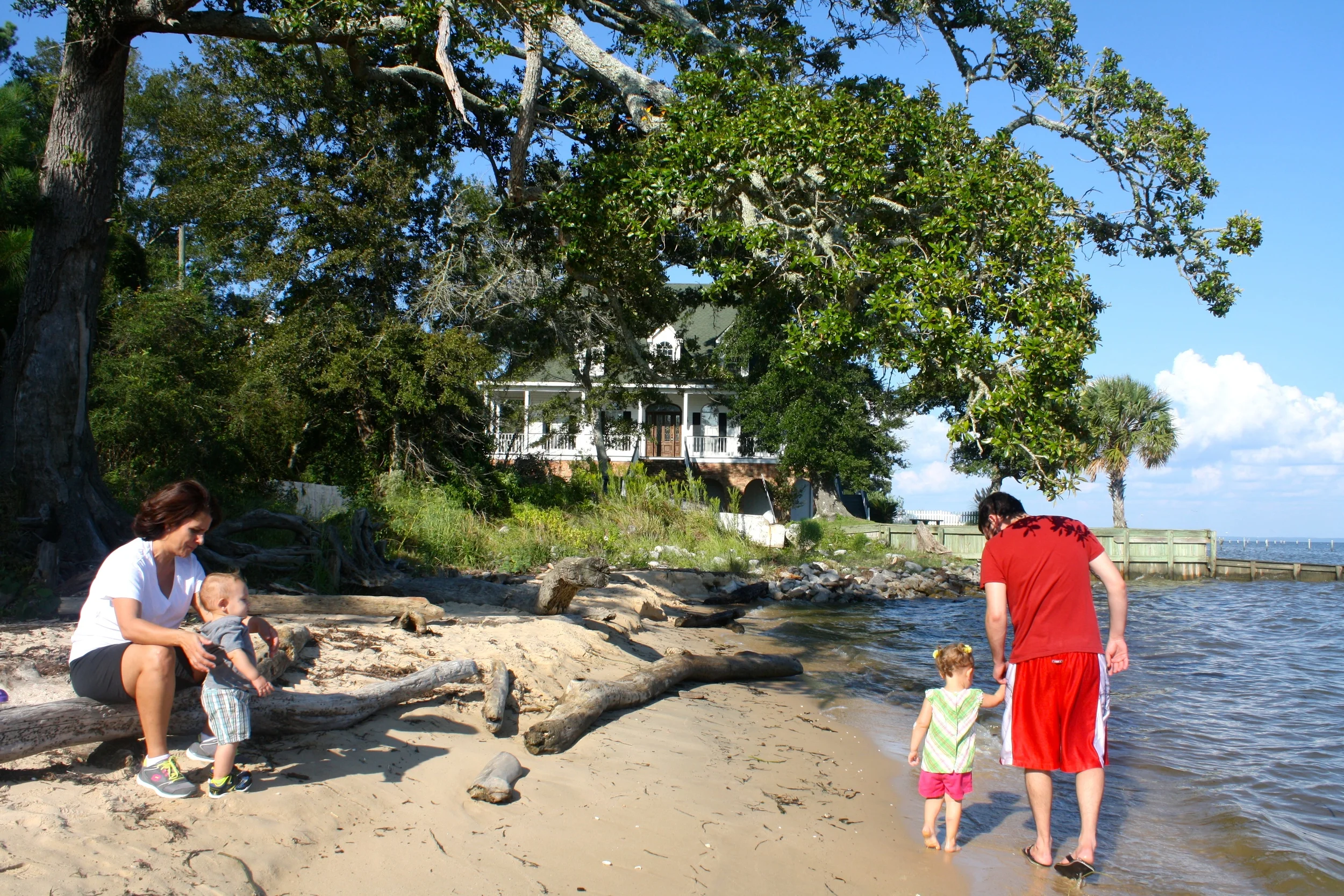 Why yes, that is our rental house in the background!